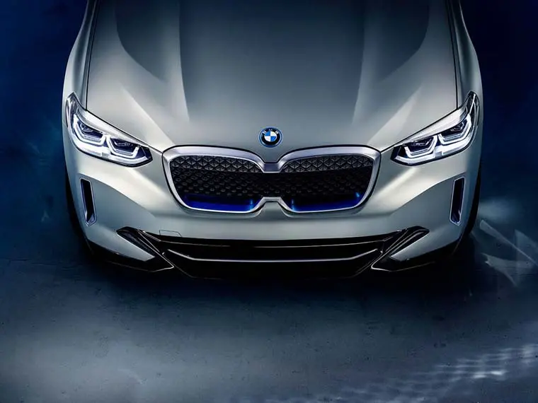 BMW-iX3-01