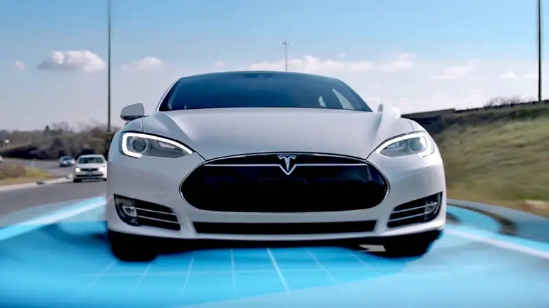 Tesla_AutoPilot2_03