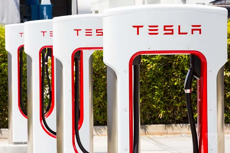 Tesla-Supercharger2
