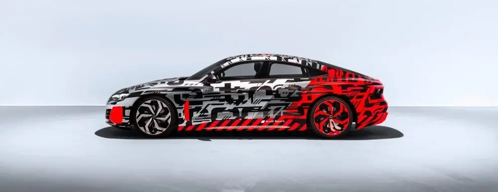 Audi-e_tron-GT_camuflaje02