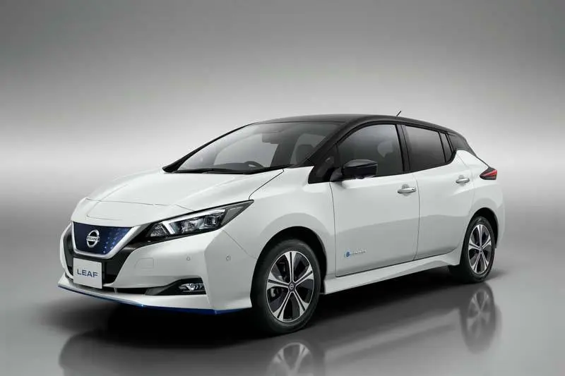 Nissan-Leaf-e+_CES-2019_lateral