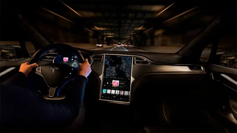 Pantalla vertical del Tesla Model X