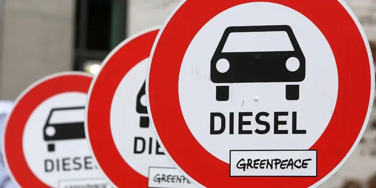 carteles-prohibicion-diesel-greenpreace
