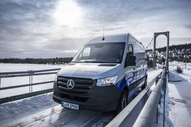 mercedes-benz-pruebas-invierno-nieve-lago-helado-circulo-polar-articulo-arjepolog-suecia_puente