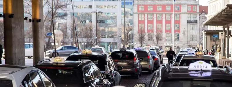 carga-inalambrica-taxis-oslo-noruega