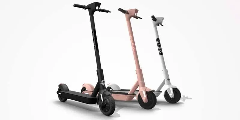 Bird-One-patinente-electrico-personalizable-en-tres-colores