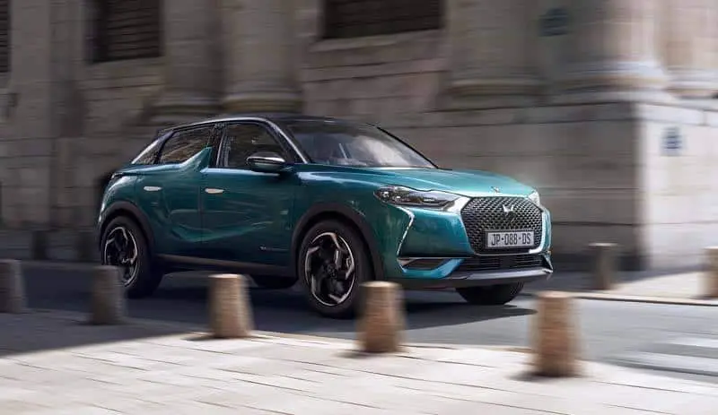 DS-3-Crossback-E-Tense_color-verde-movimiento