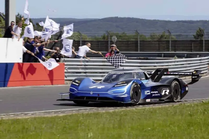 vw-id-r-bate-record-circuito-Nurburgring