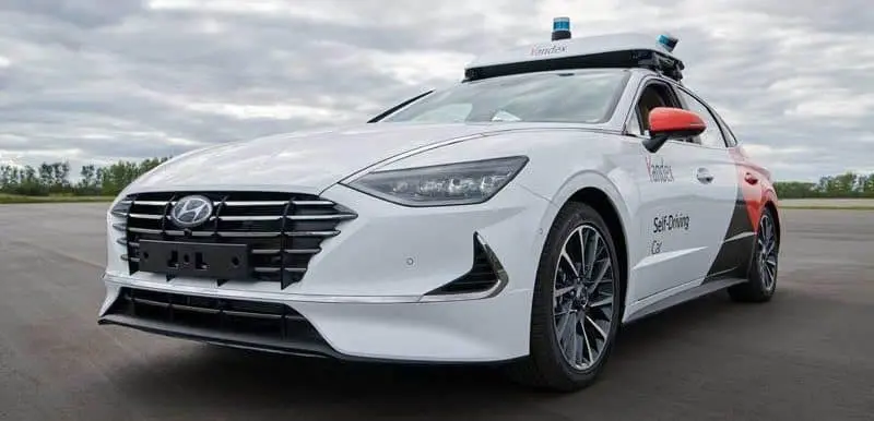 hyundai-sonata-yandex-frontal