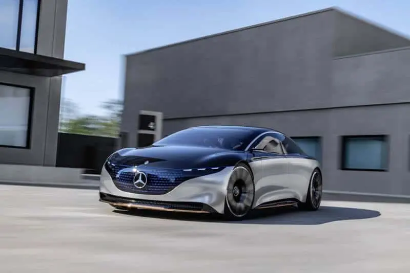 Mercedes-Benz-EQS_frontal_lateral