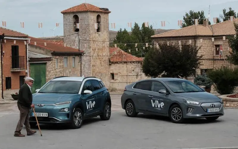 Hyundai-VIVe_carsharing-Campisabalos_dos-kona-electricos