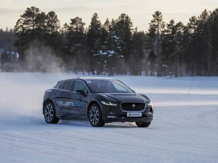 magna-e4-jaguar-ipace