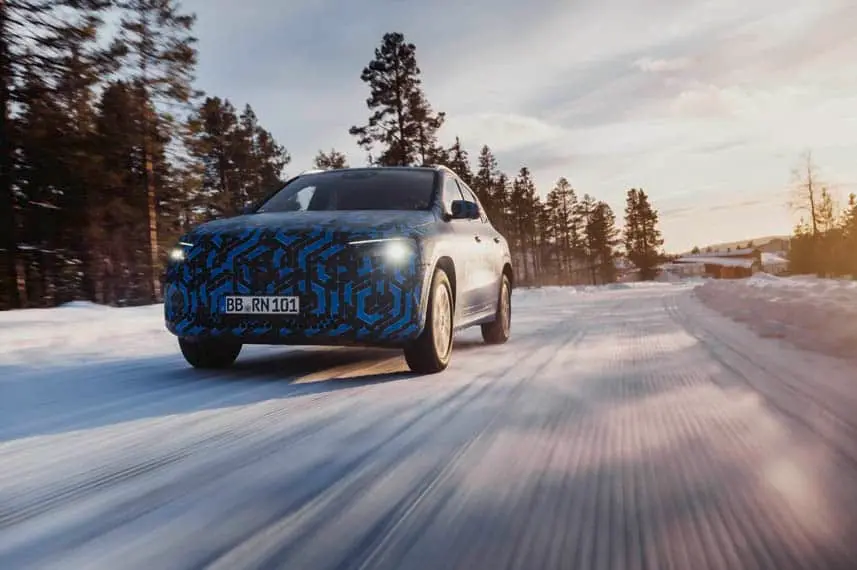 Mercedes-Benz-EQA-pruebas-invierno-Suecia_5