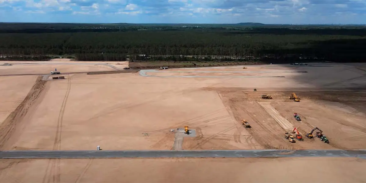 Foto de las obras que se est&aacute;n realizando en la Gigafactory 4 de Tesla en Berl&iacute;n 