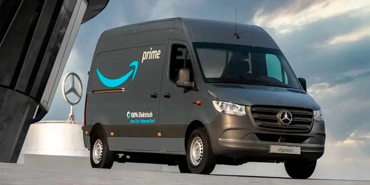 Furgoneta el&eacute;ctrica de Mercedes-Benz para Amazon