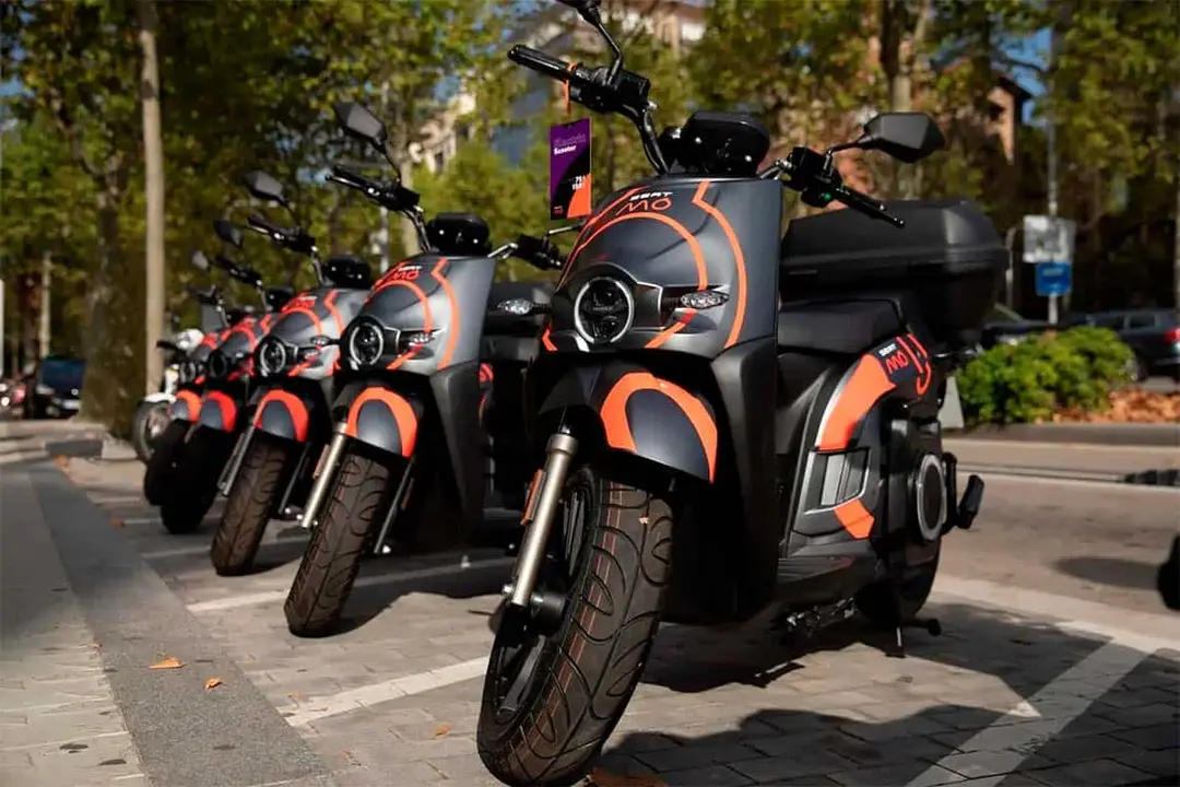 SEAT M&Oacute;, motos el&eacute;ctricas de SEAT para servicio de motosharing en Barcelona