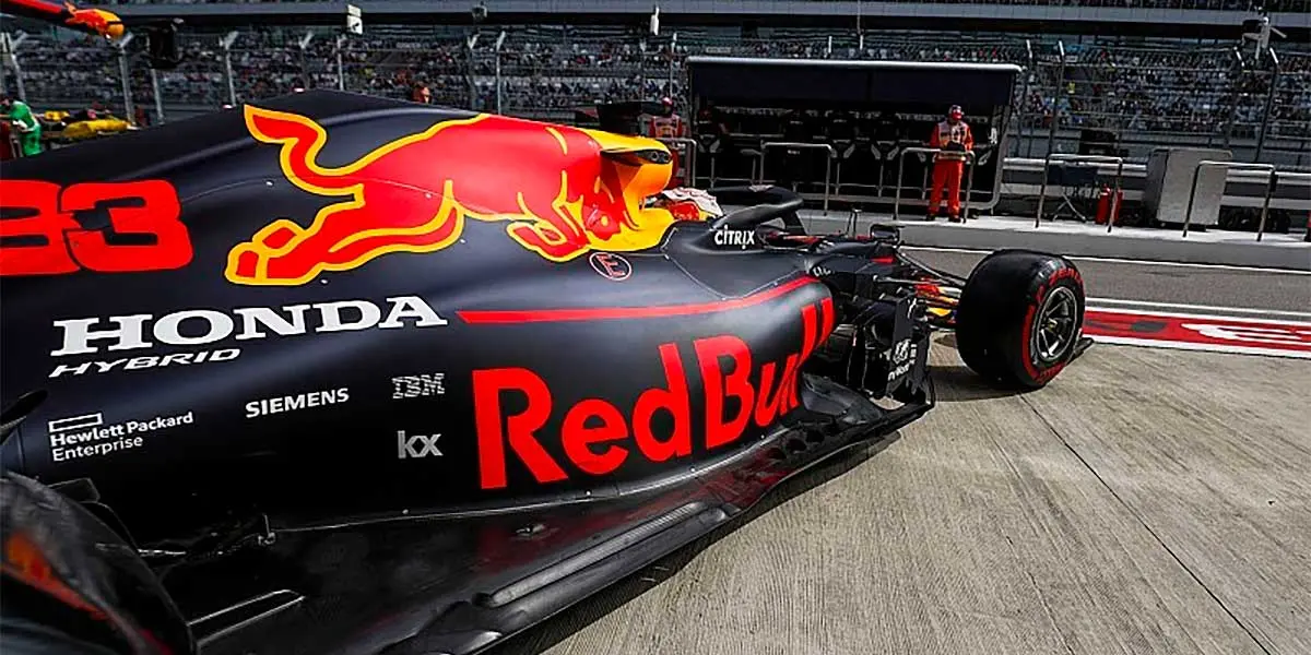 Foto del monoplaza Red Bull Racing con motores Honda