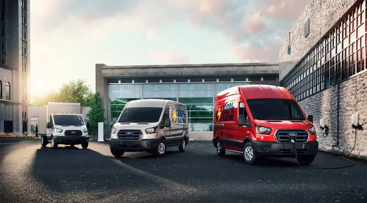 Opciones y configuraciones de la furgoneta el&eacute;ctrica Ford E-Transit