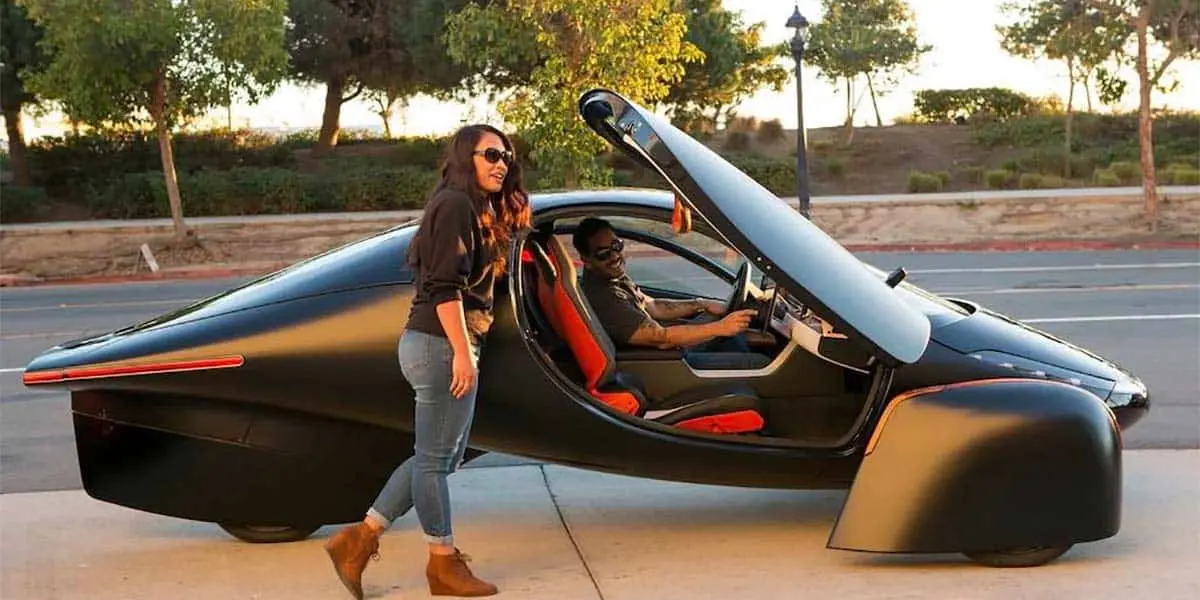 Foto del coche el&eacute;ctrico solar de Aptera Motors