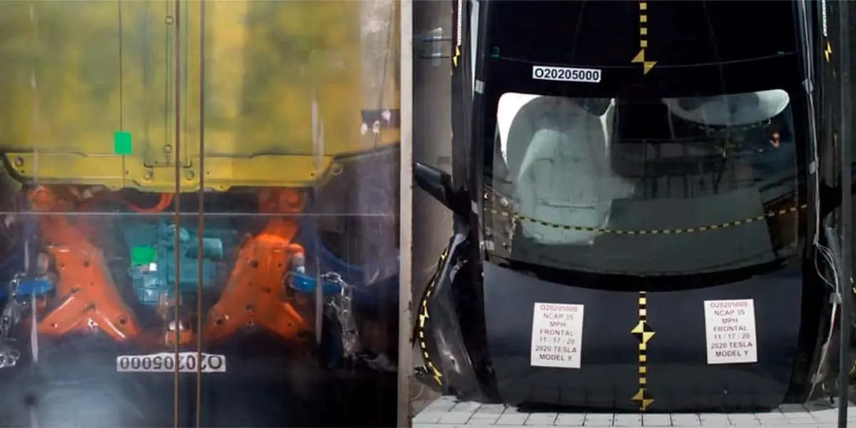 Foto del crash test realizado al Tesla Model Y por la NHTSA