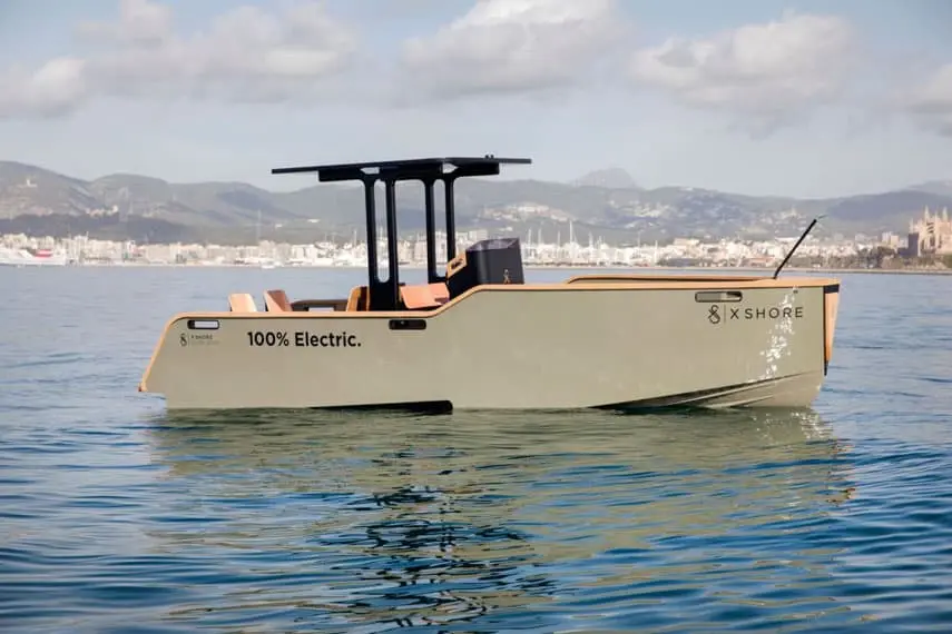 barco-electrico-X_Shore_Eelex_8000