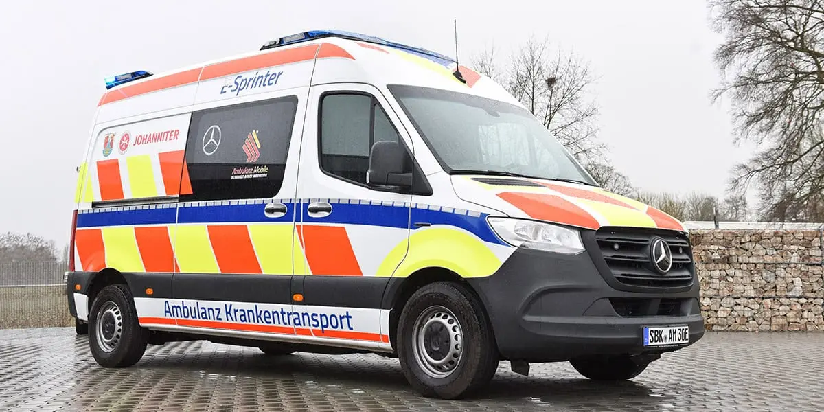Mercedes-Benz-eSprinter_ambulancia