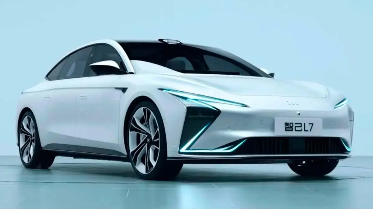 Zhiji L7, coche el&eacute;ctrico de Alibaba