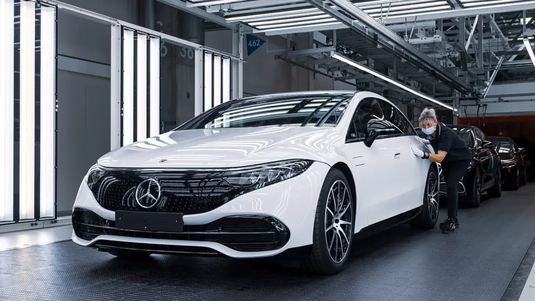 Inicio-produccion-berlina-electrica-Mercedes-Benz-EQS-Fabrica-56_2