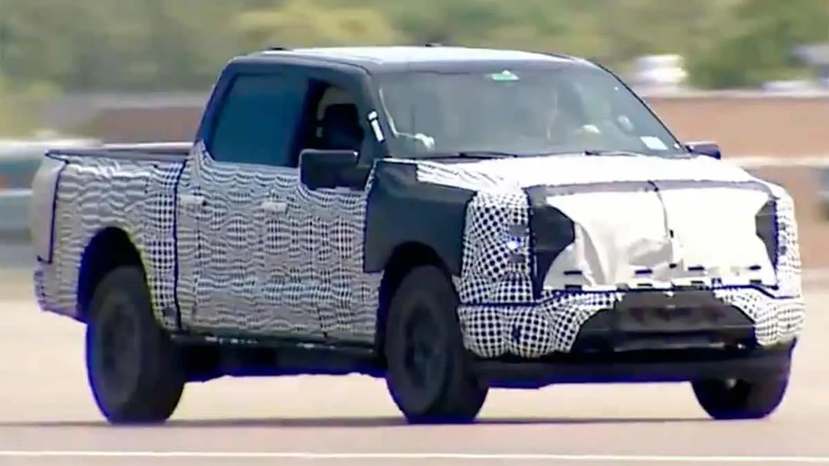 Ford F150 Lightning 100% el&eacute;ctrica conducida por el presidente de Estados Unidos, Joe Biden