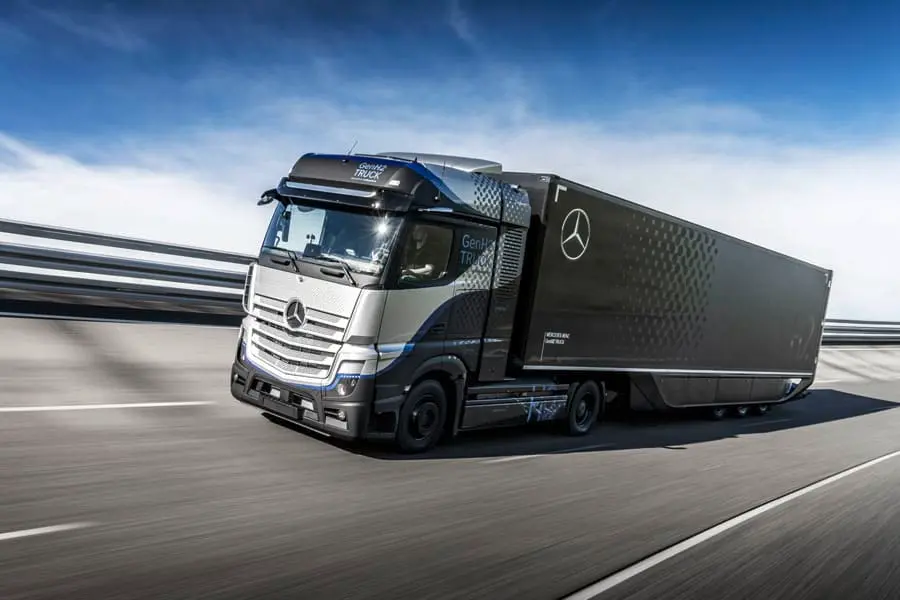 camion-Mercedes-Benz-GenH2-proxima-generacion