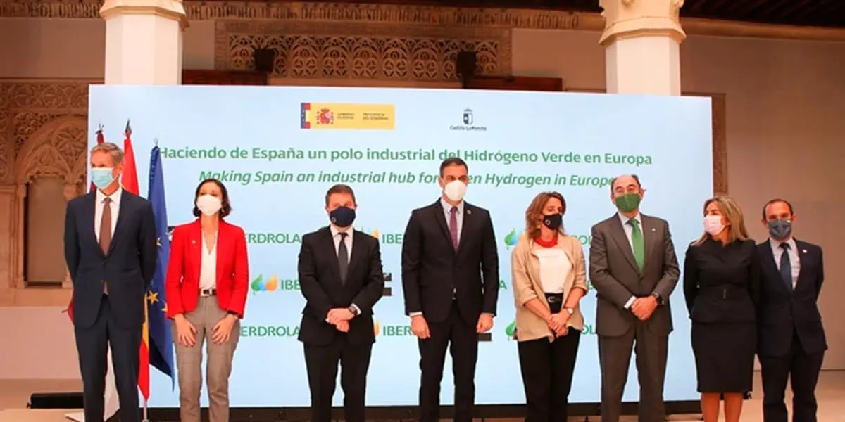 Acto-asociacion-Cummins_Iberdrola-hidrogeno-verde