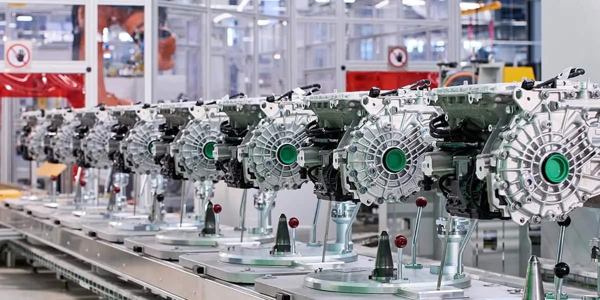 Produccion-sistemas-E-Drive-planta-Dingolfing_BMW-Group_2
