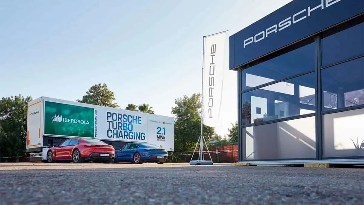 Foto del punto de carga m&oacute;vil Porsche Turbo Charging en Sevilla