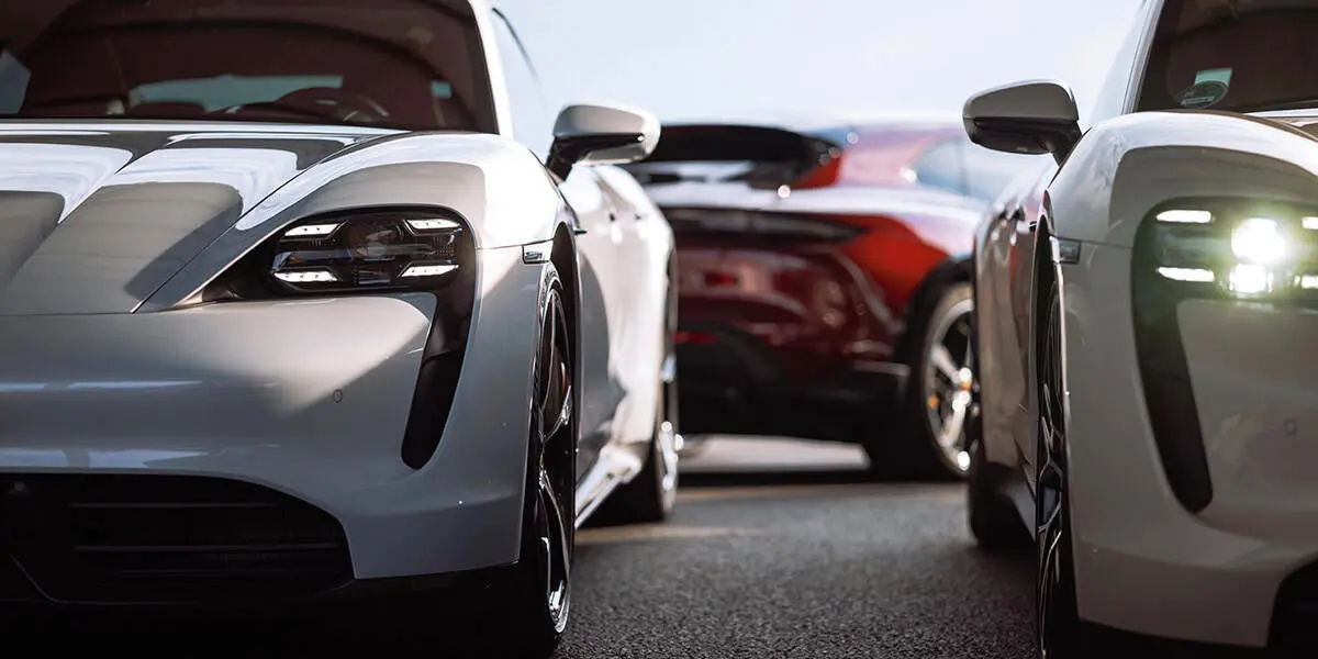 Porsche-Taycan_luces