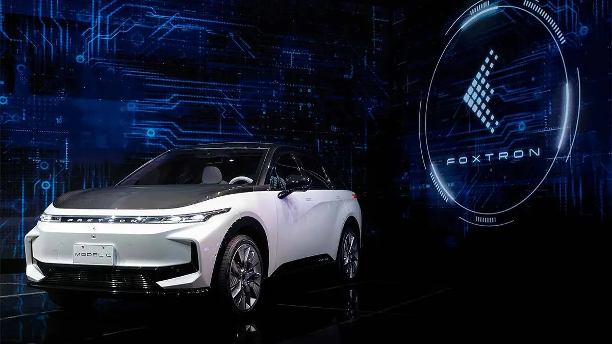 Foto del SUV el&eacute;ctrico Foxtron Model C del fabricante Foxconn