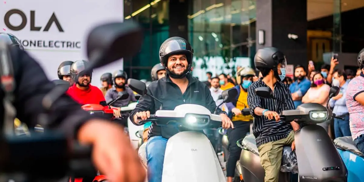 Ola-Electric-primeras-entregas-scooter-electrica-India