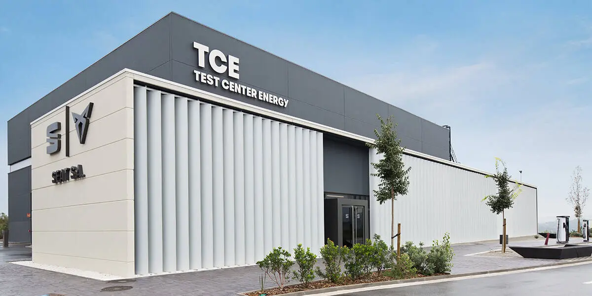 SEAT-inaugura-TCE_centro-investigacion-desarrollo-baterias-Martorell