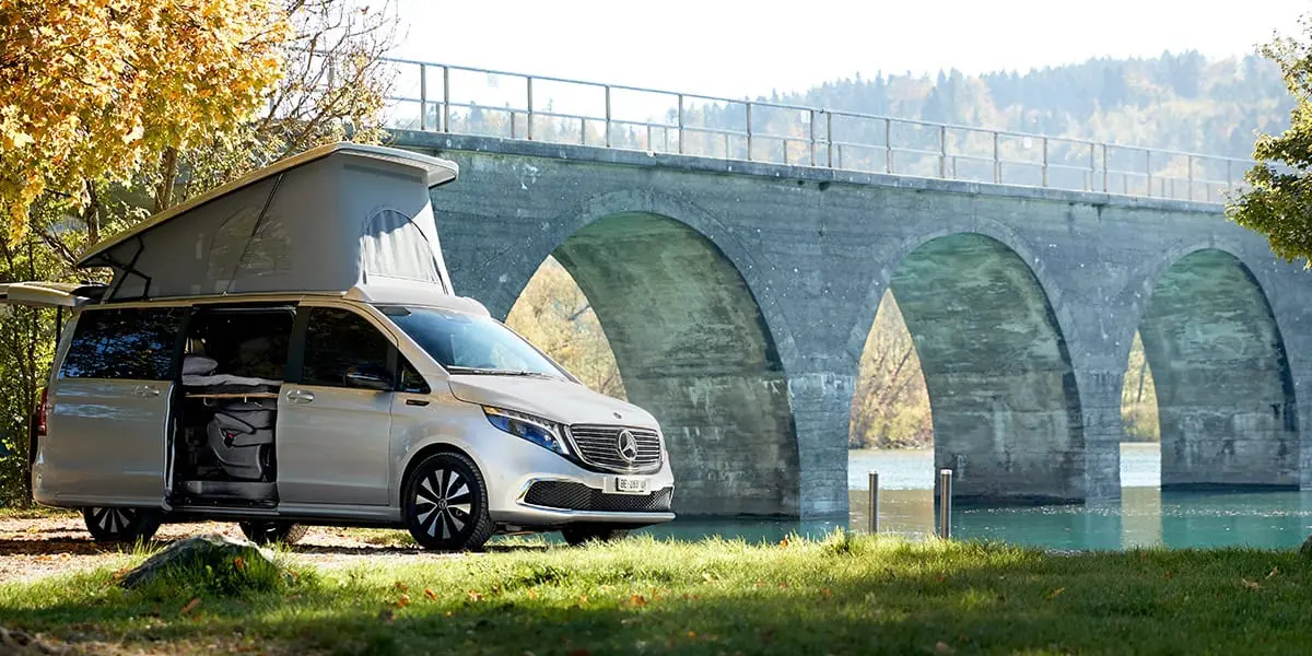 Mercedes-Benz-EQV-version-camper