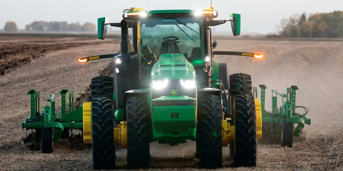 Tractor-autonomo-John-Deere_CES-2022