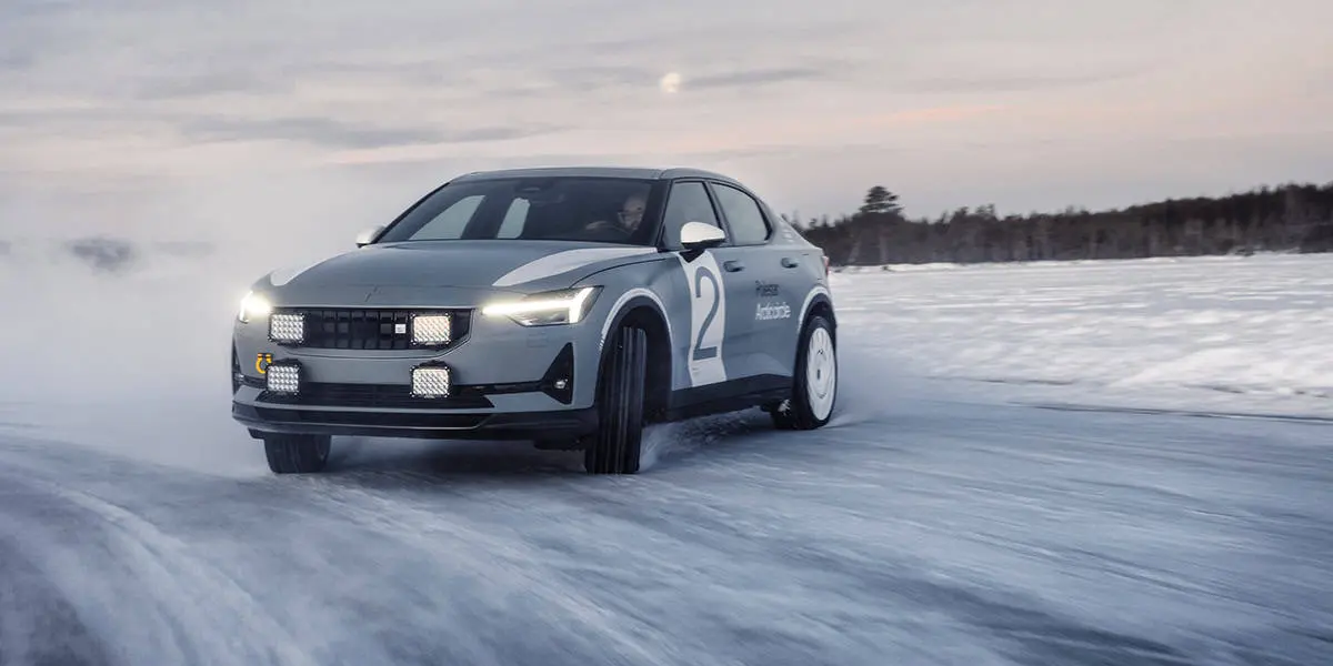 Polestar-2-version-Arctic_Circle