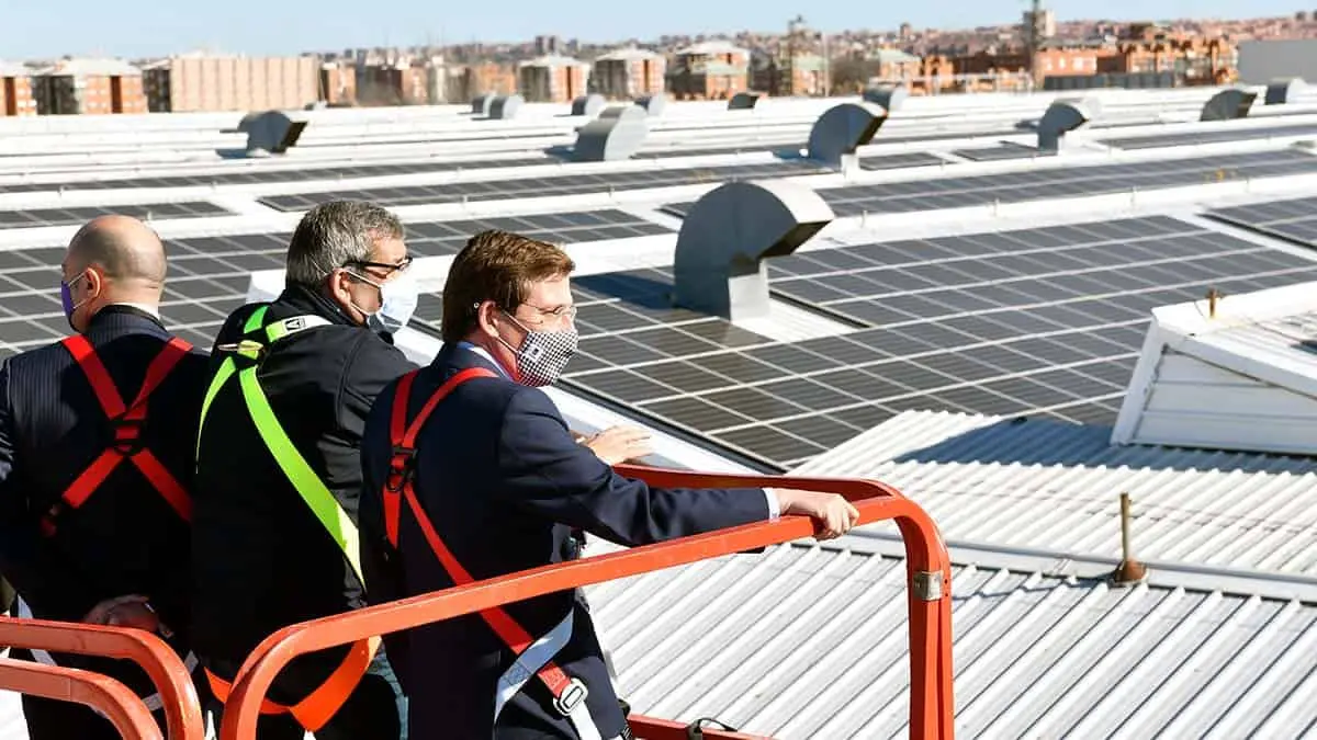 Inauguraci&oacute;n planta fotovoltaica Stellantis en Madrid