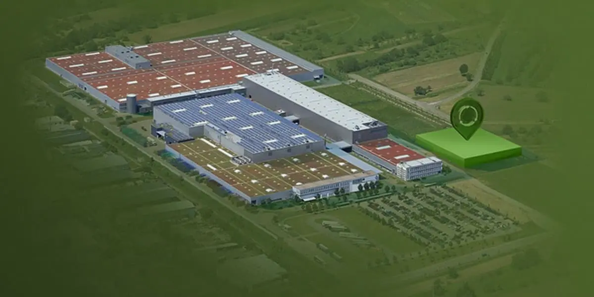 Planta-propia-reciclaje-baterias-iones-litio-Mercedes-Benz_fabrica
