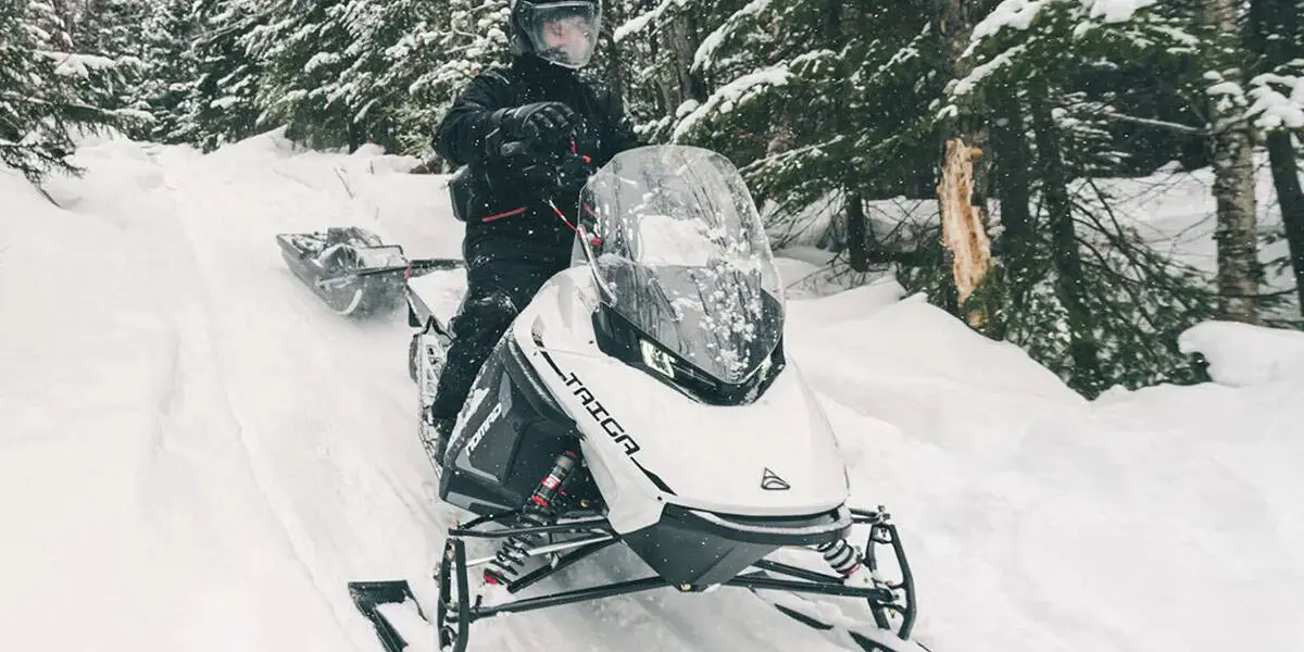 Taiga-Motors_moto-nieve-electrica-Nomad