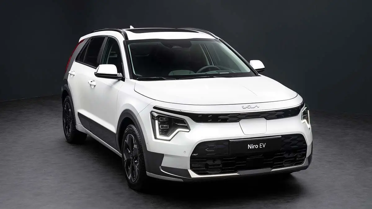 Foto del nuevo KIA e-Niro 2022 en blanco