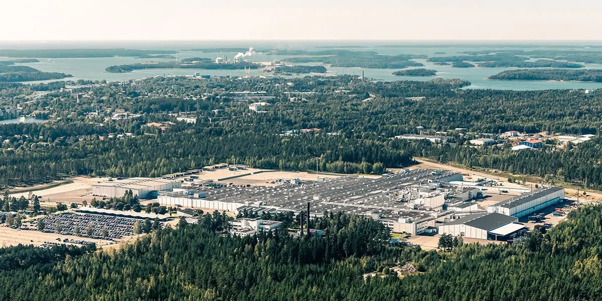 Sono-Motors-asociacion-producion-coche-solar-Sion-Valmet-Automotive-Finlandia