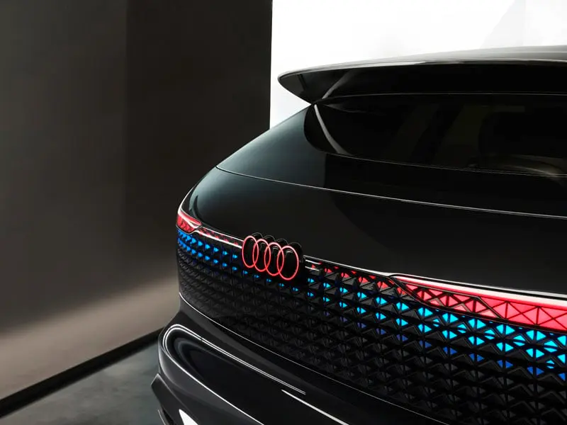 Audi-Urbansphere-concept_trasera-luces