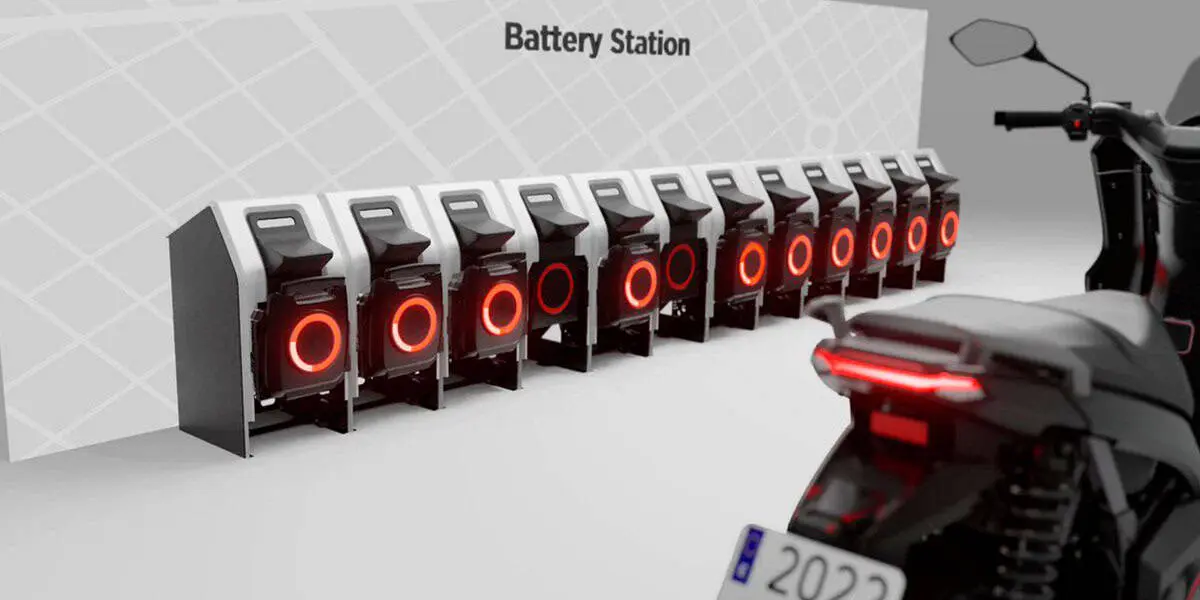 Battery-Station-solucion-intercambio-baterias-scooters-electricos-Silence