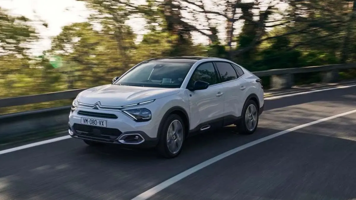 Nuevo Citro&euml;n &euml;-C4 X totalmente el&eacute;ctrico