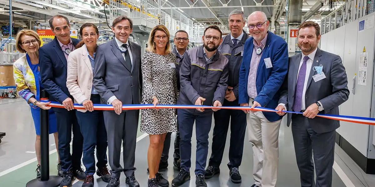 Renault-inaugura-nueva-linea-produccion-planta-Cleon-Francia
