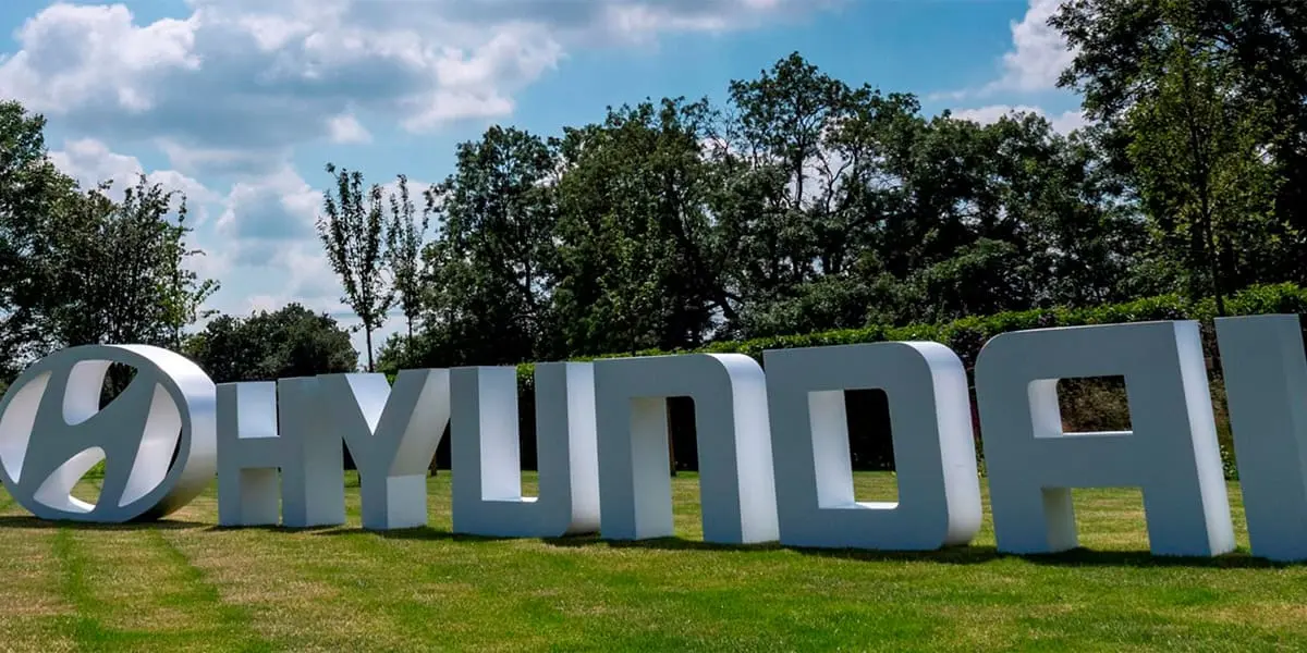 Hyundai-letras-logo